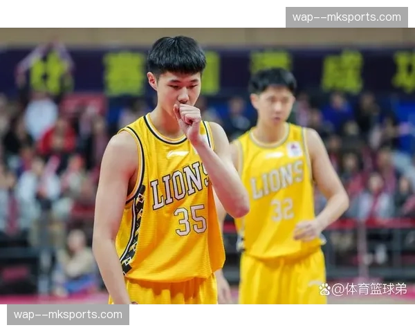 广厦外围三分精准度需求，锋线整体威胁输出多样化火力